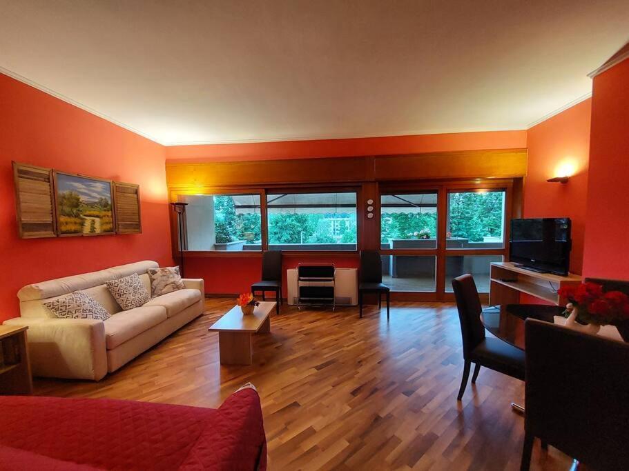Lungarno 32 With Private Parking Apartment Florence Luaran gambar