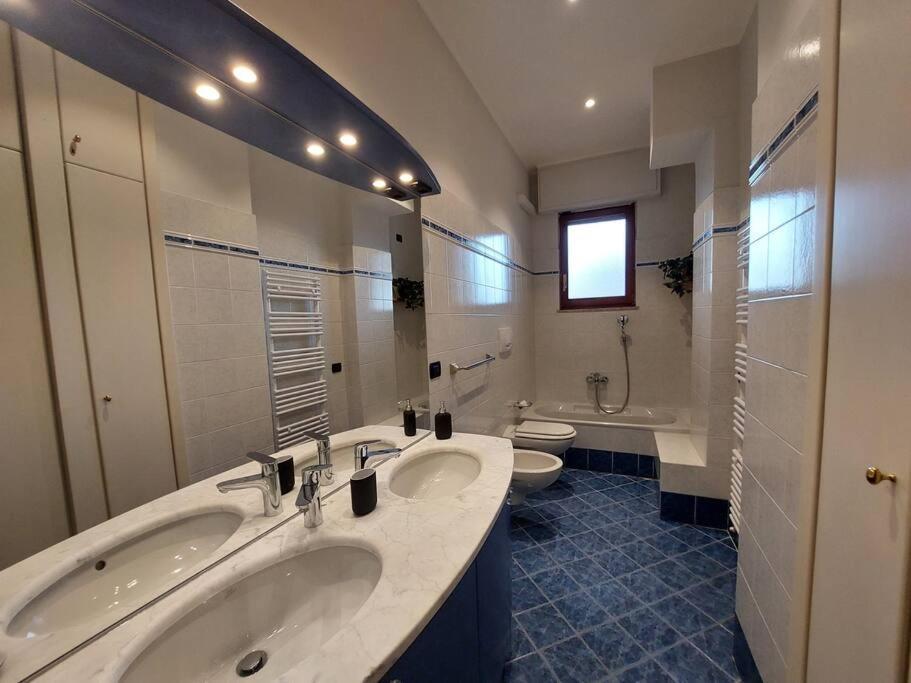 Lungarno 32 With Private Parking Apartment Florence Luaran gambar